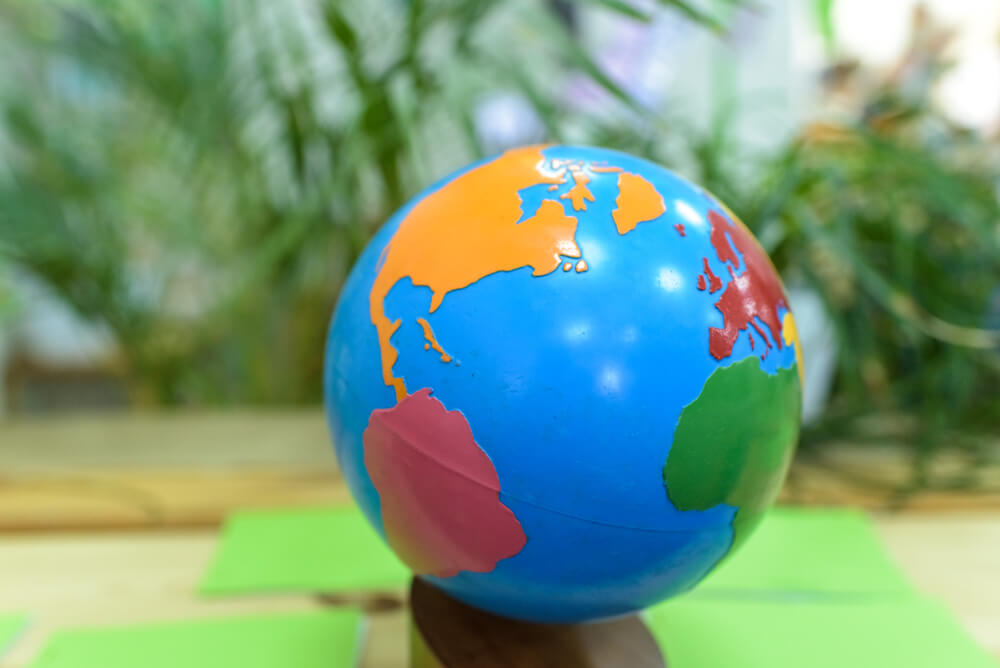 Exploring the World in Montessori Early Years Settings | Learning and ...